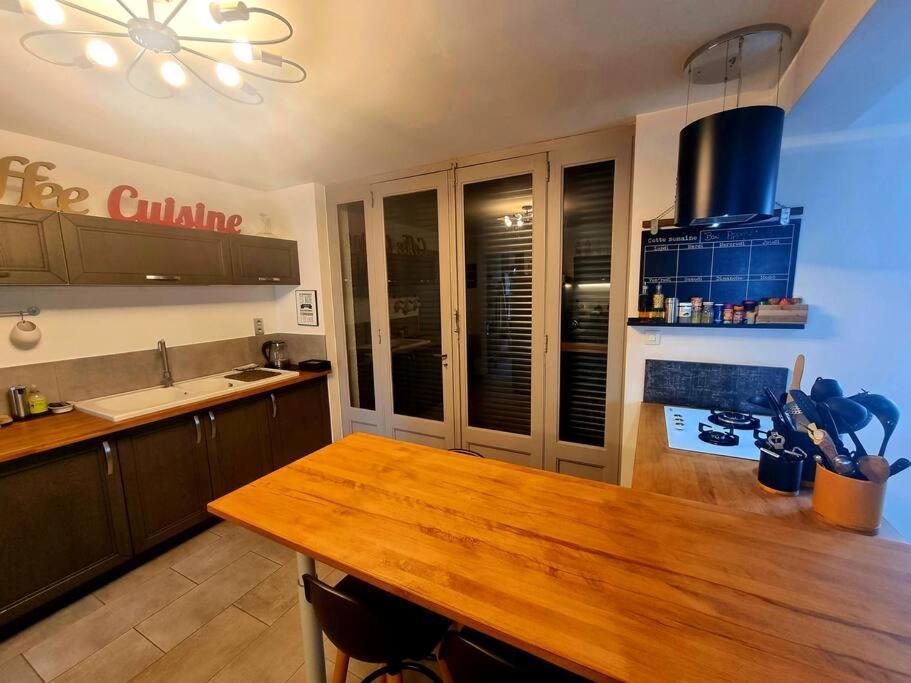 La Villa D'Aurel De 140M2, 2 Hectares De Nature Fruges Exteriör bild